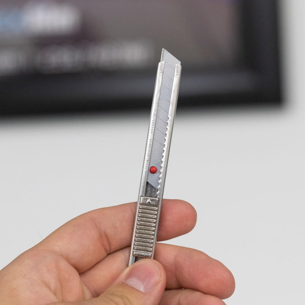 GT027 - Pro A-1 “Red Dot” Knife - Flexfilm